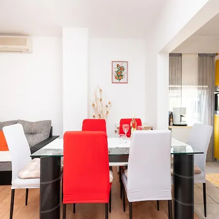 With Parking Space Gornji Karin, Novigrad - 23985 Appartement
