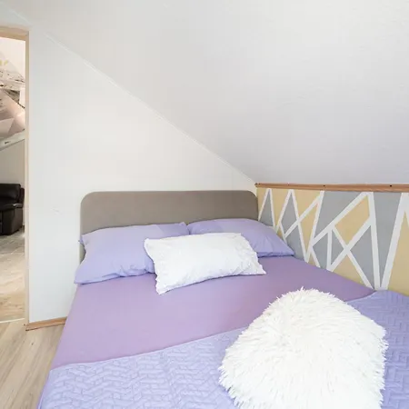 With Parking Space Gornji Karin, Novigrad - 23985 Obrovac