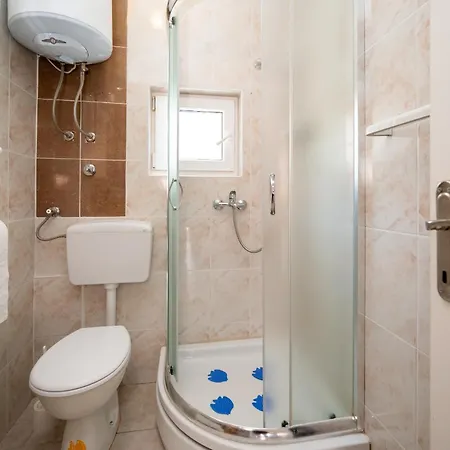 Appartement With Parking Space Gornji Karin, Novigrad - 23985