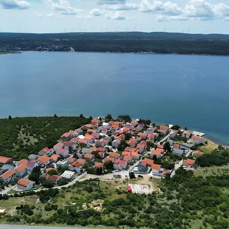 Apartment With Parking Space Gornji Karin, Novigrad - 23985