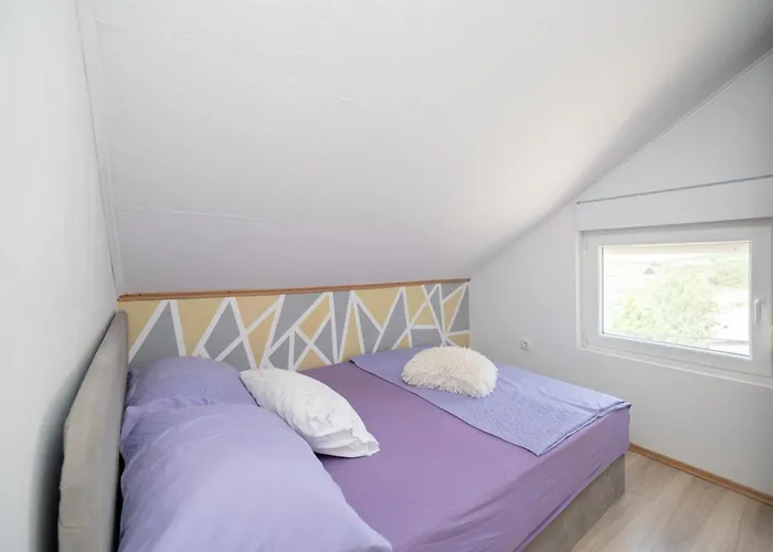 Appartamento With Parking Space Gornji Karin, Novigrad - 23985