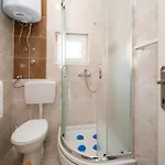 Apartman With Parking Space Gornji Karin, Novigrad - 23985