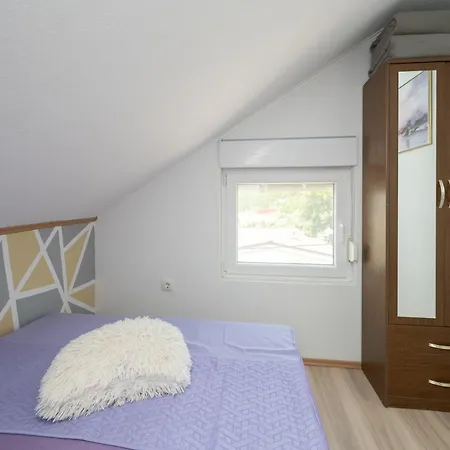Apartamento With Parking Space Gornji Karin, Novigrad - 23985